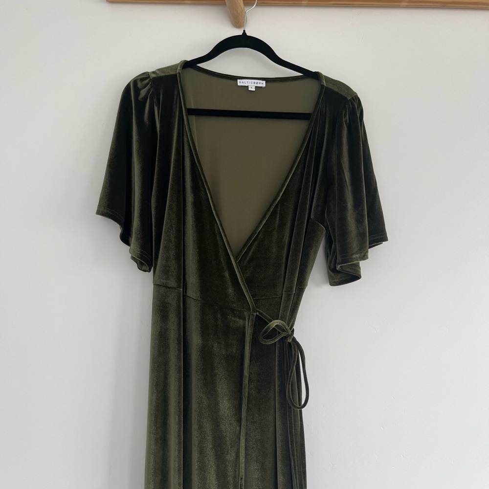 Olive Green Velvet Wrap Dress - Women - Picture 6 of 11
